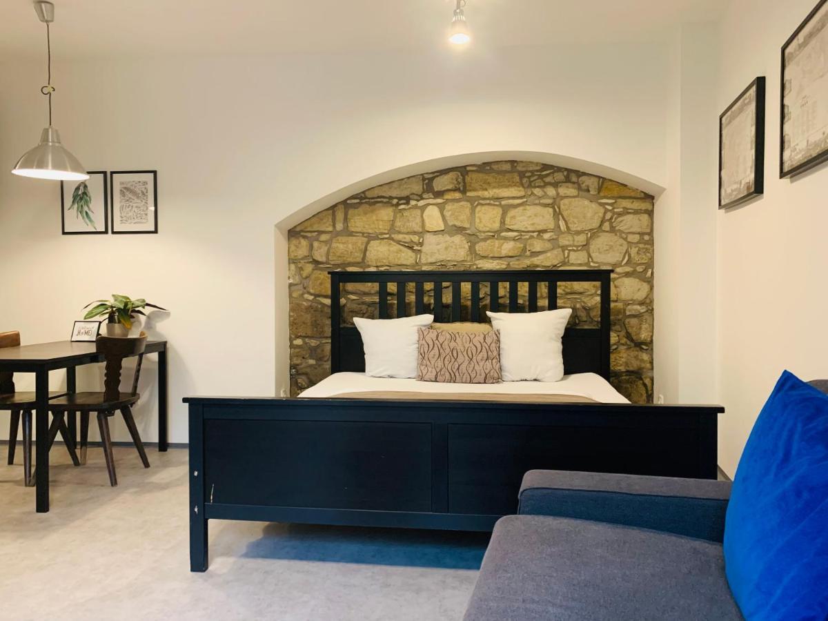Cozy Friendly Place With Free Parking Praga Esterno foto